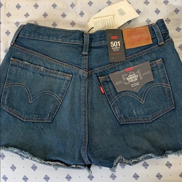 levi’s 501 high rise shorts size 29 - Picture 2 of 3